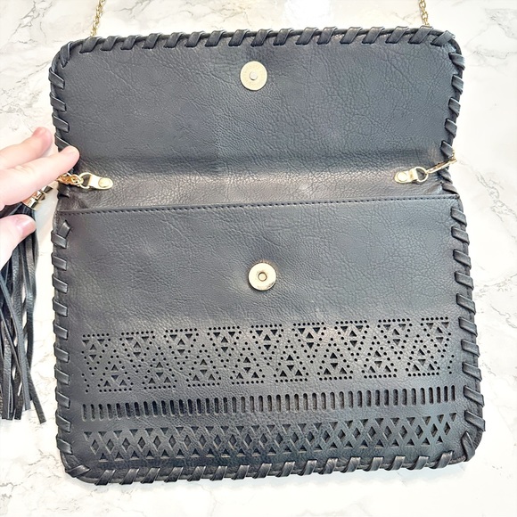 Bam Forever Laser Cut Vegan Leather Tassel Gold Chain Crossbody Purse Clutch - Picture 3 of 9